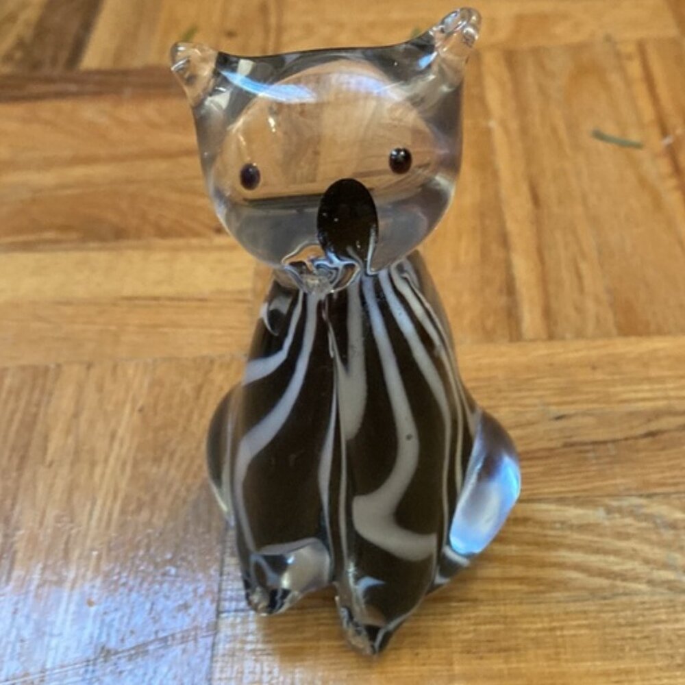 Cute vintage crystal art glass cat figurine